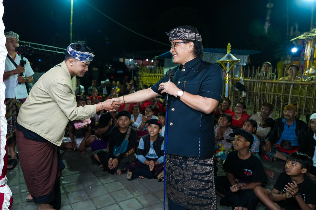 Bupati Giri Prasta Apresiasi Krama Adat Tohjiwa Gelar Karya Pitra Yadnya dan Manusa Yadnya